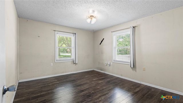 725 W Klingemann Street, New Braunfels, TX 78130