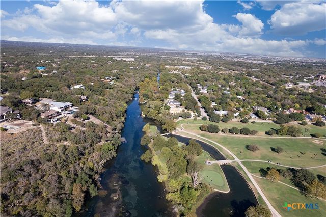 725 W Klingemann Street, New Braunfels, TX 78130