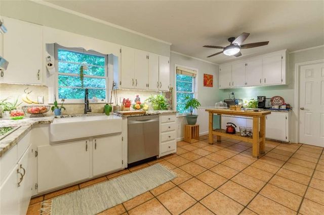 759 Riverhill Drive, Athens, GA 30606
