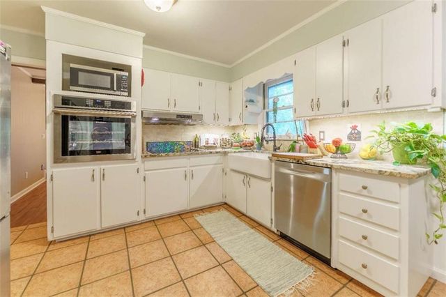 759 Riverhill Drive, Athens, GA 30606
