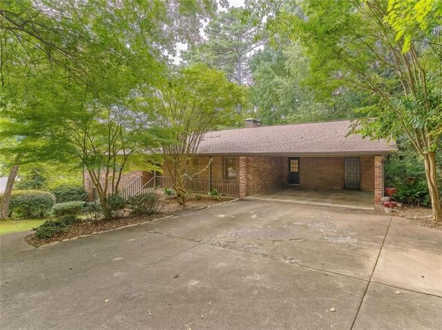 759 Riverhill Drive, Athens, GA 30606