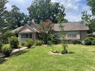 12122 Westmere Drive, Houston, TX 77077
