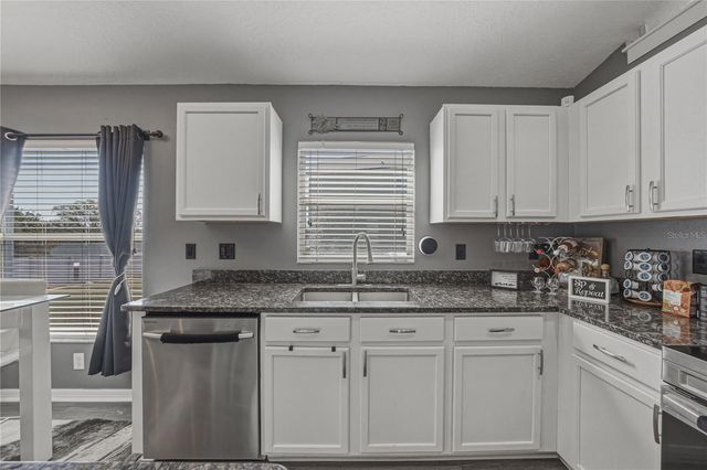 7845 MERCHANTVILLE CIRCLE, Zephyrhills, FL 33540