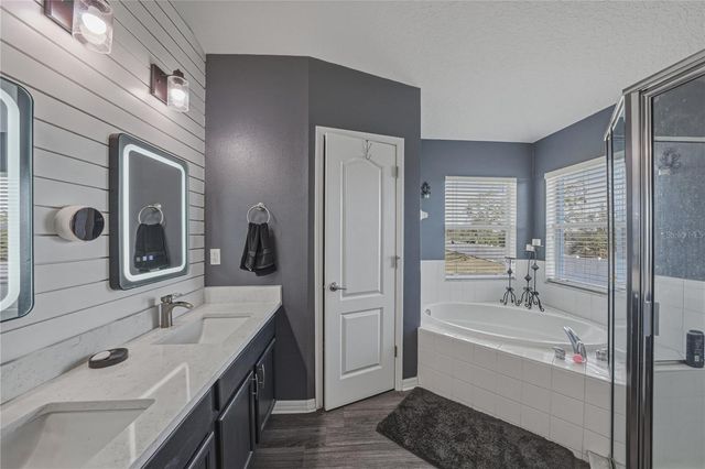 7845 MERCHANTVILLE CIRCLE, Zephyrhills, FL 33540