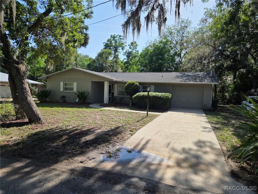 138 S Lunar Terrace, Inverness, FL 34450