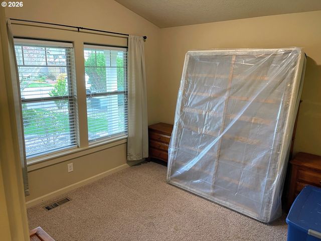 606 E JOHNSON St, Carlton, OR 97111