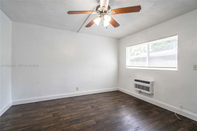 3049 NW 9th Ave 4, Wilton Manors, FL 33311