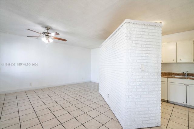 3049 NW 9th Ave 4, Wilton Manors, FL 33311