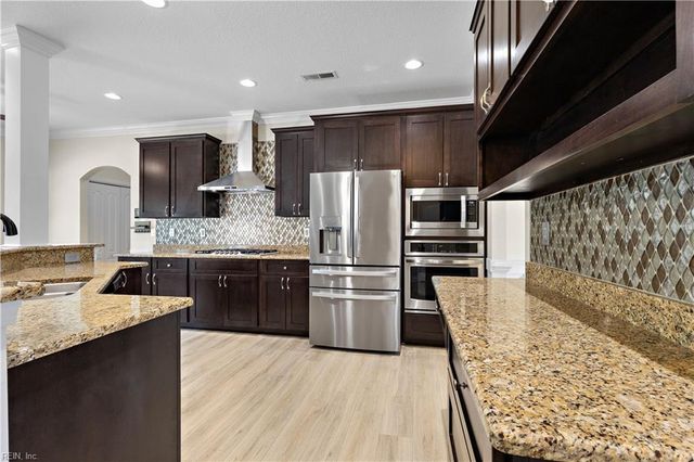 16 Mallory Way, Hampton, VA 23664