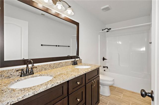 16 Mallory Way, Hampton, VA 23664