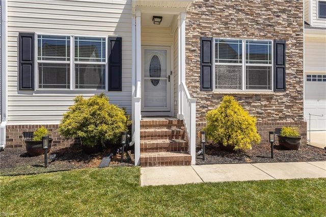 16 Mallory Way, Hampton, VA 23664