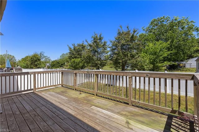 16 Mallory Way, Hampton, VA 23664