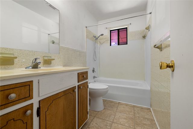 243 Lynnwood Drive, Diamond City, AR 72644
