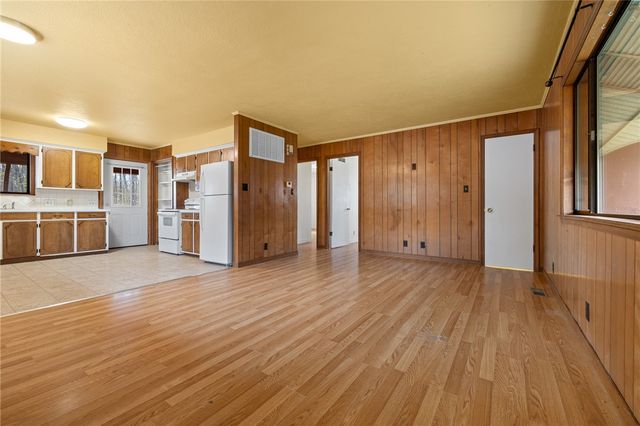 243 Lynnwood Drive, Diamond City, AR 72644