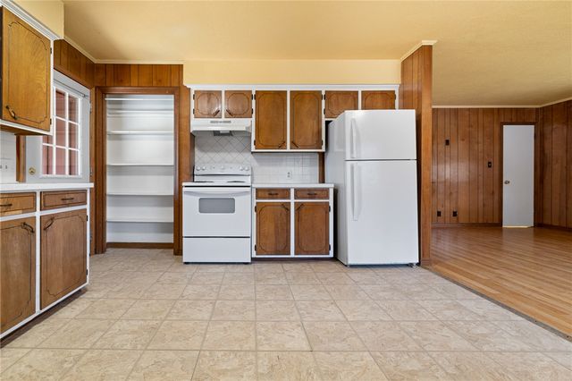 243 Lynnwood Drive, Diamond City, AR 72644