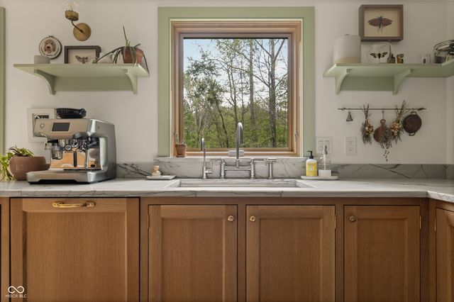 765 Bloor Lane, Zionsville, IN 46077
