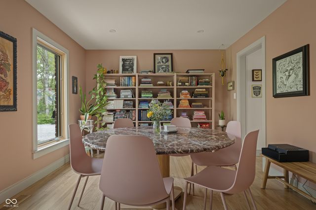 765 Bloor Lane, Zionsville, IN 46077
