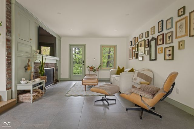 765 Bloor Lane, Zionsville, IN 46077