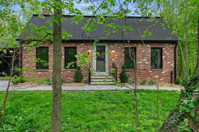 765 Bloor Lane, Zionsville, IN 46077