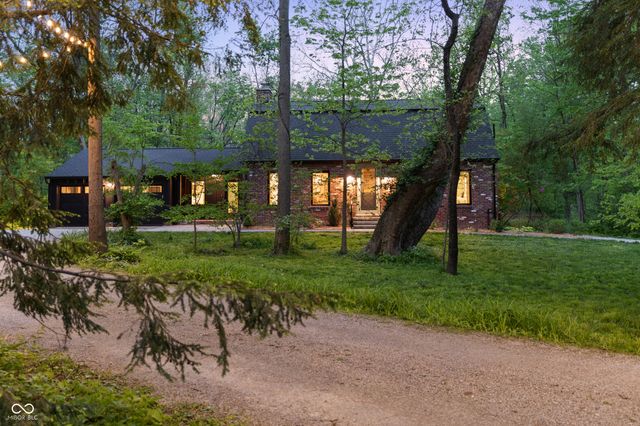765 Bloor Lane, Zionsville, IN 46077