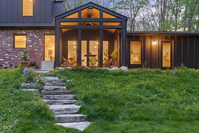 765 Bloor Lane, Zionsville, IN 46077