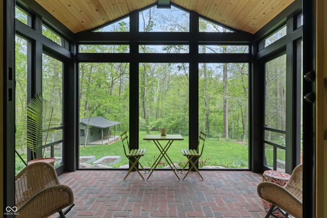 765 Bloor Lane, Zionsville, IN 46077
