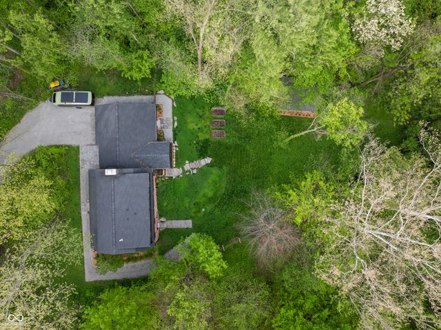 765 Bloor Lane, Zionsville, IN 46077