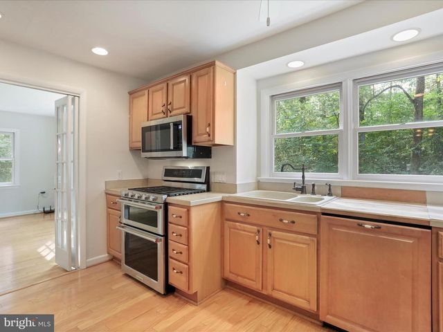 20830 PEACH TREE RD, Dickerson, MD 20842