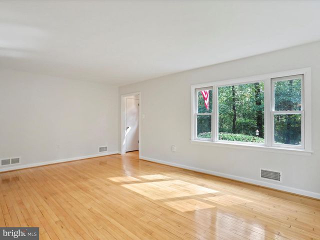 20830 PEACH TREE RD, Dickerson, MD 20842