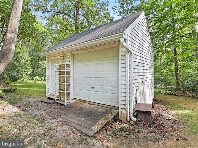 20830 PEACH TREE RD, Dickerson, MD 20842