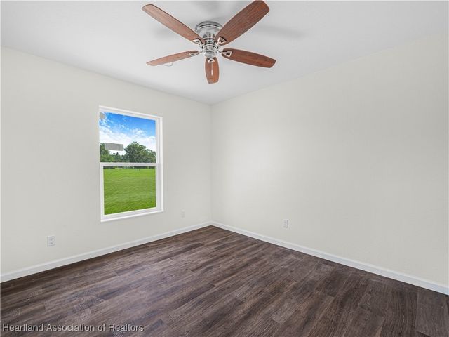 4823 Chester Avenue, Bowling Green, FL 33834