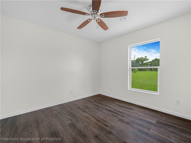 4823 Chester Avenue, Bowling Green, FL 33834