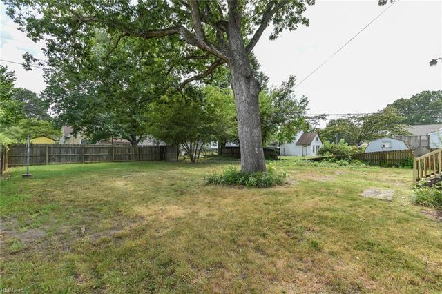610 Ellen RD, Newport News, VA 23605