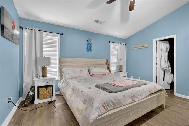 135 Chandler Ridge Lane, Lawrenceville, GA 30045