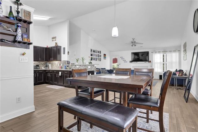 135 Chandler Ridge Lane, Lawrenceville, GA 30045