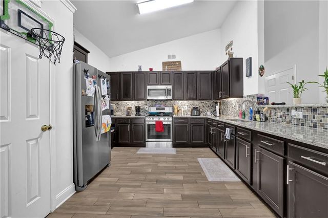 135 Chandler Ridge Lane, Lawrenceville, GA 30045