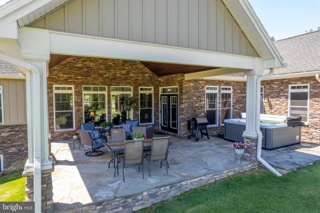 3825 FRECON ROAD, Chambersburg, PA 17202
