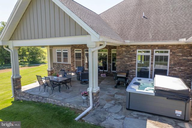 3825 FRECON ROAD, Chambersburg, PA 17202