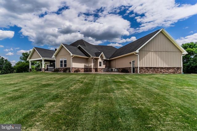 3825 FRECON ROAD, Chambersburg, PA 17202
