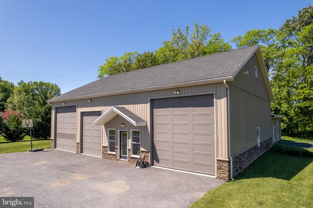 3825 FRECON ROAD, Chambersburg, PA 17202