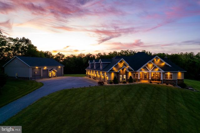 3825 FRECON ROAD, Chambersburg, PA 17202