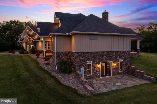 3825 FRECON ROAD, Chambersburg, PA 17202