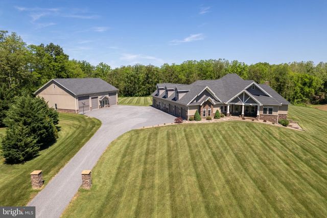 3825 FRECON ROAD, Chambersburg, PA 17202