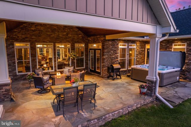3825 FRECON ROAD, Chambersburg, PA 17202