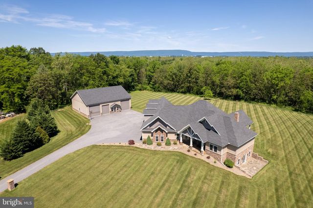 3825 FRECON ROAD, Chambersburg, PA 17202