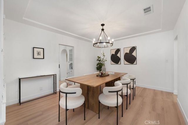 3905 Roxton Avenue, Los Angeles, CA 90008