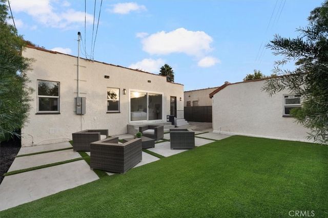 3905 Roxton Avenue, Los Angeles, CA 90008