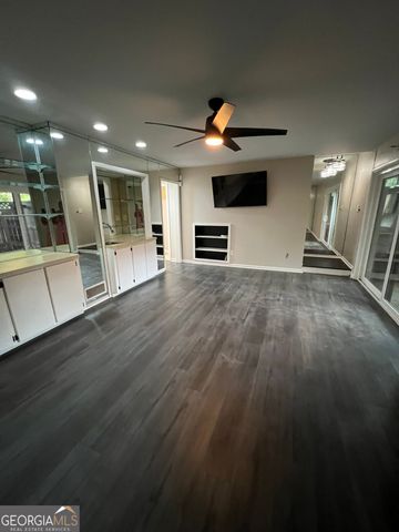 504 Sutters Point, Sandy Springs, GA 30328