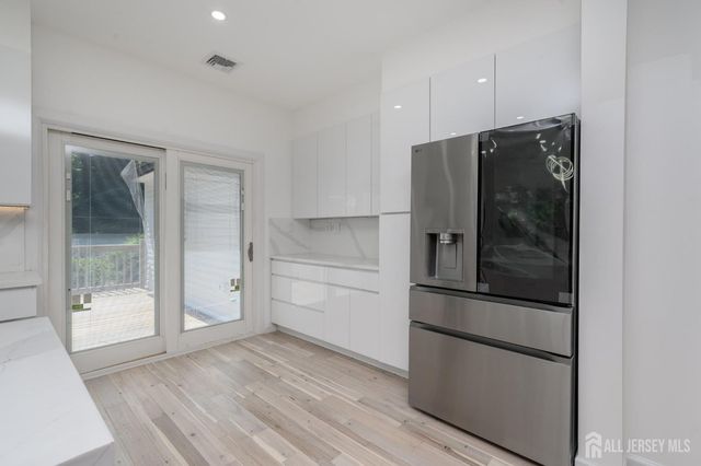 137 Myrtle Avenue, Allendale, NJ 07401