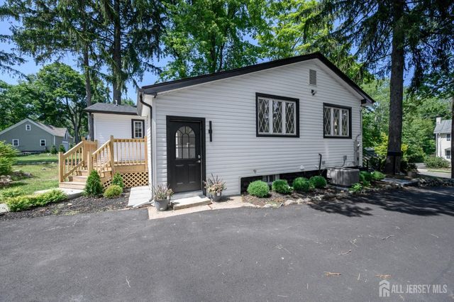 137 Myrtle Avenue, Allendale, NJ 07401